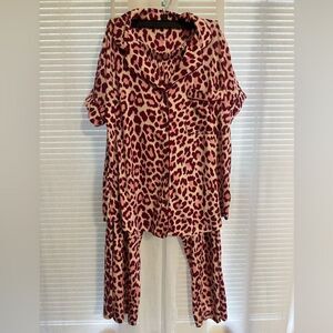 kate spade M Blush Pink Burgundy Leopard Animal Print Short Sleeve Pants PJ Set